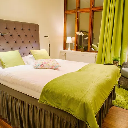 H5 Hotel-2